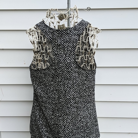 Mossimo black and white racerback tank top - Picture 2 of 3